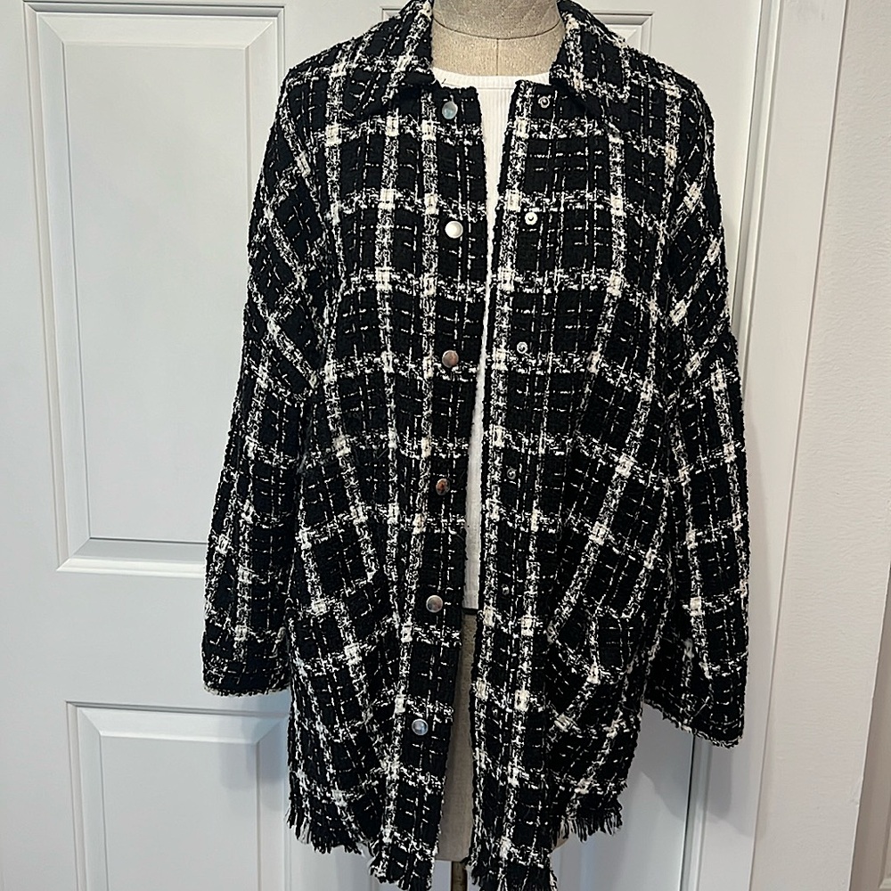 ZARA Ladies Black & White Shacket - Size M